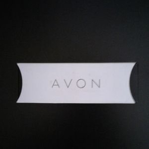 Avon mother of pearl link watch/pearl bracelet